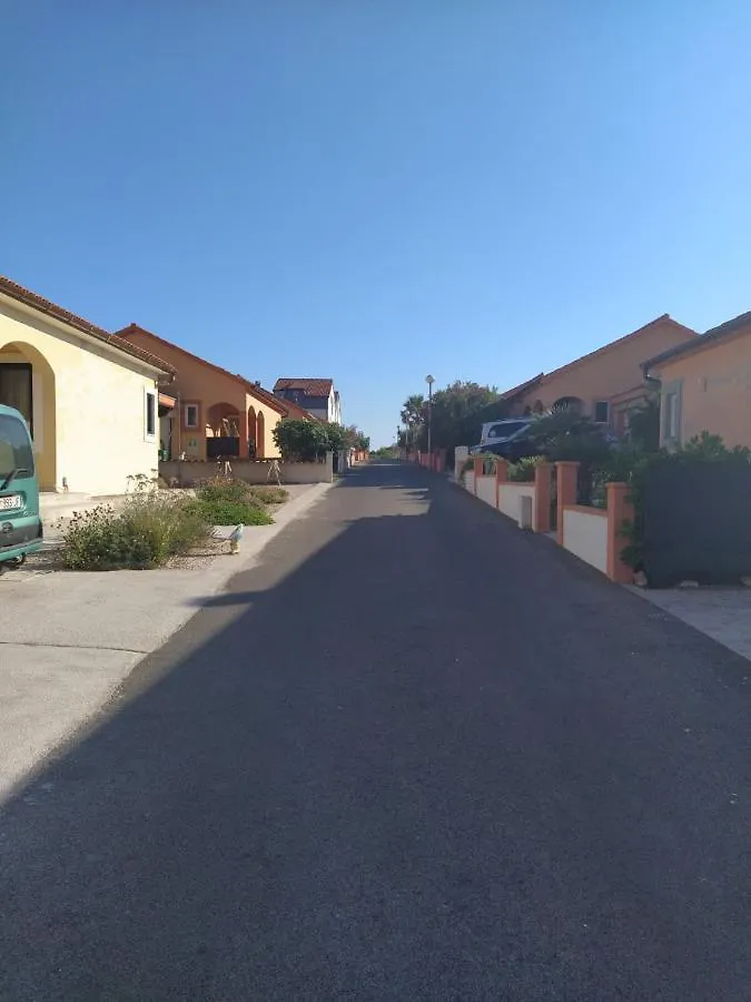 Apartmani Ruza Vir Croatia