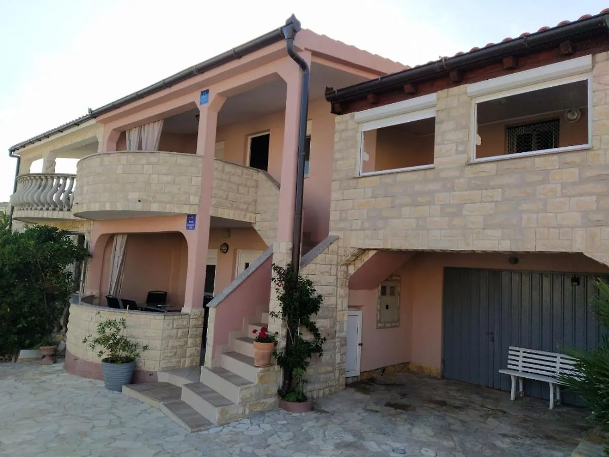 Apartmani Ruza Vir Apartment